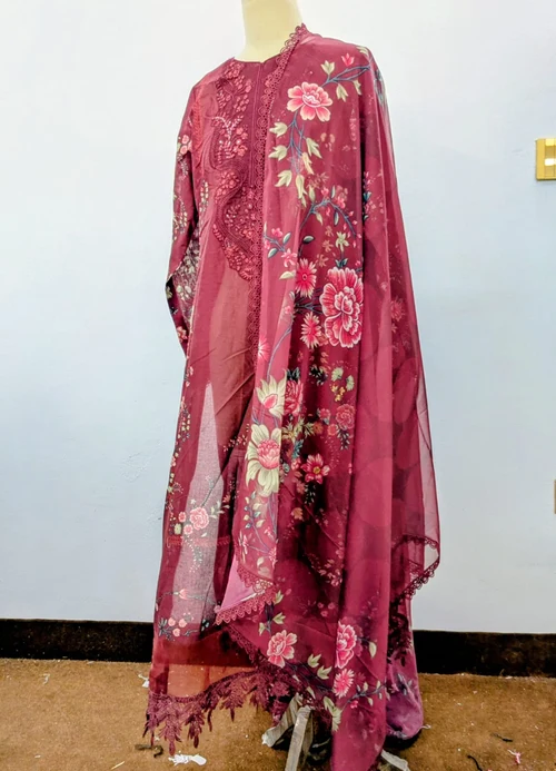 Maria B | Maroon Lawn Kurta Set - Image 4