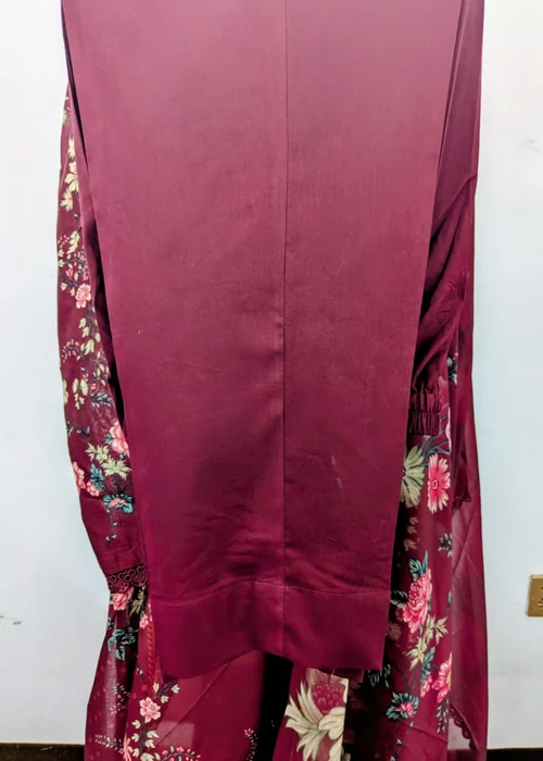 Maria B | Maroon Lawn Kurta Set - Image 2