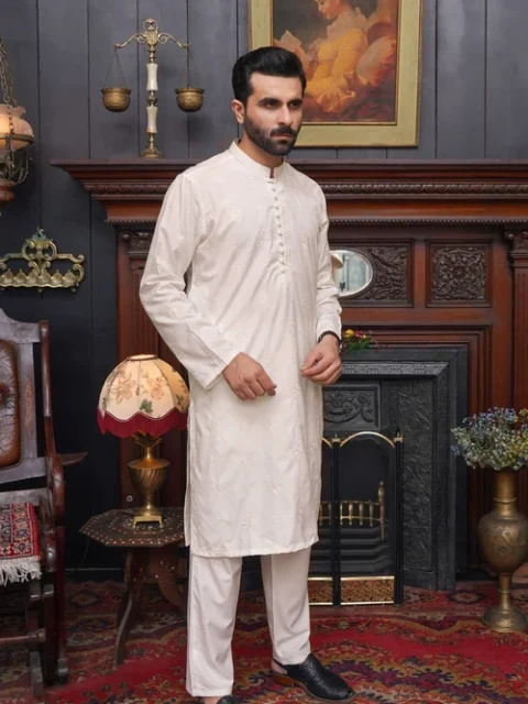Muraqsh Off-White Boski Suit | Elegant Men's Shalwar Kameez